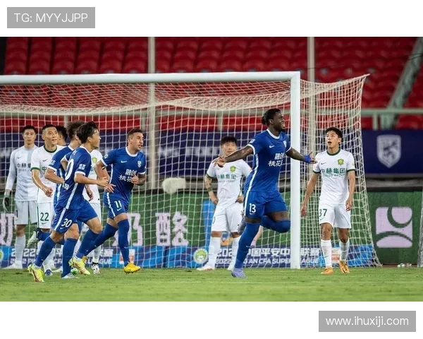 杭州篮球队强势领跑联赛积分榜以75分领先其他球队展现出色竞技状态 杭州篮球队强势领跑联赛积分榜以75分领先其他球队展现出色竞技状态