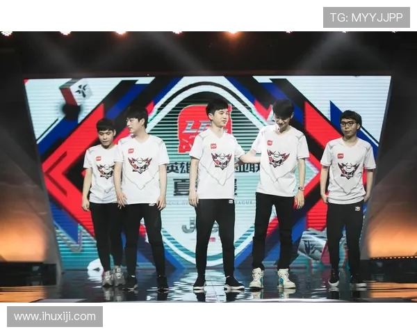 独家深度解析JDG战队配合策略与其他战队的对比分析