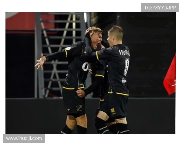 布雷达与奥斯比赛前瞻分析双方实力对比及战术策略探讨 布雷达与奥斯比赛前瞻分析双方实力对比及战术策略探讨