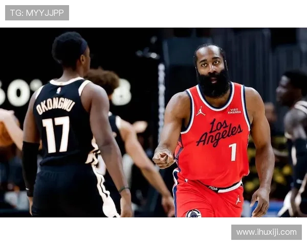 詹姆斯哈登如何在NBA赛场上重塑个人风格与球队战术的完美结合